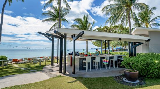 BEACH BAR