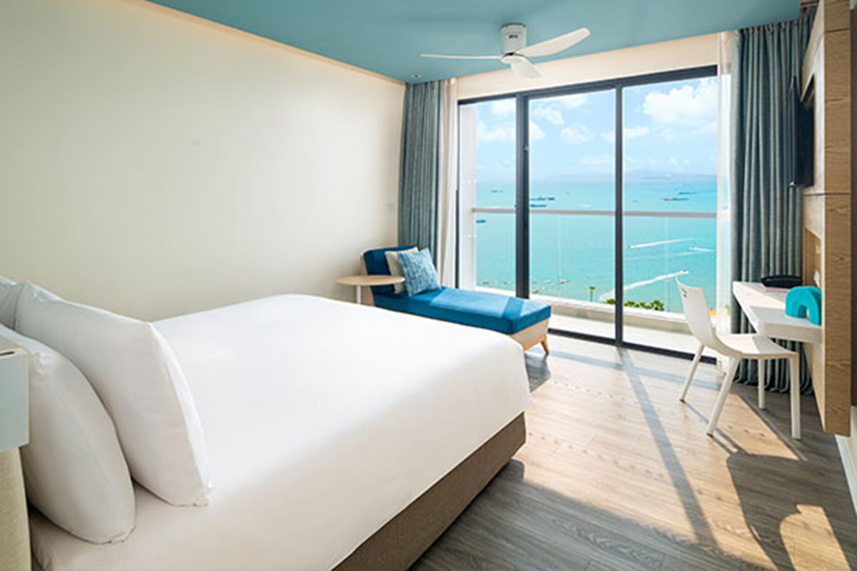Deluxe Ocean View - OZO North Pattaya