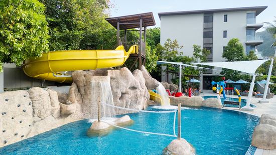 SPLASH Swimming Pool - Activity Pool Pool Volleyball